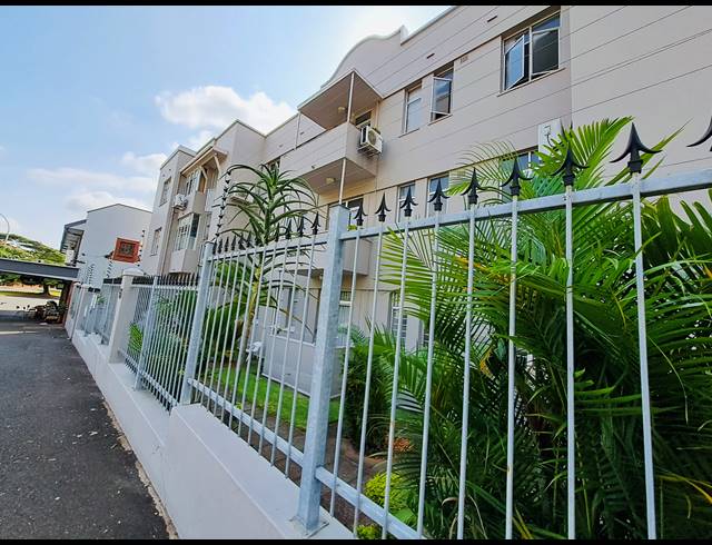 2.5 BEDROOM APARTMENT RENTED IN GLENWOOD